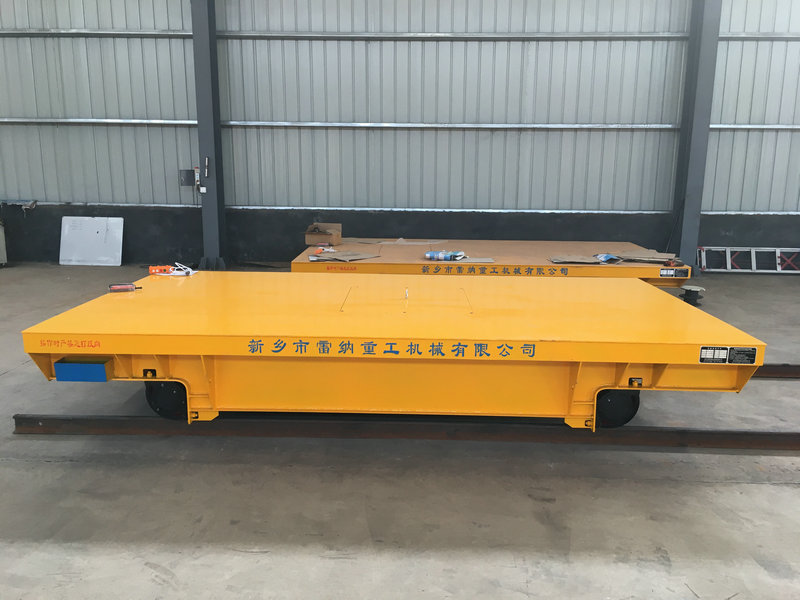 Cărucior de transport feroviar de tip Heavy Duty