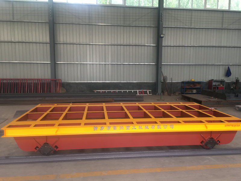 Trolee de transfer feroviar perforat